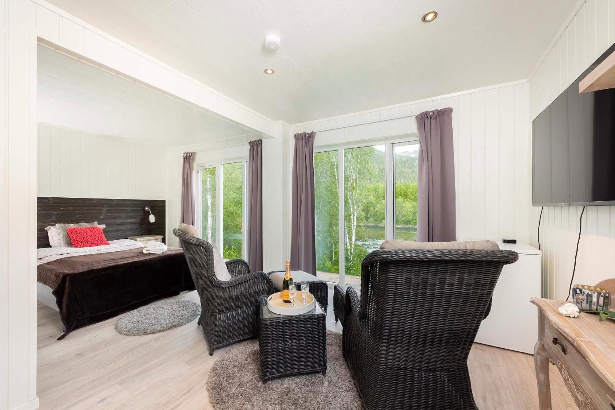 Reisa Lodge Storslett 部屋 写真